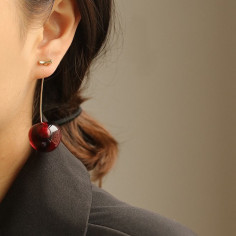 Boucles d'oreilles cerises rouge foncé 2