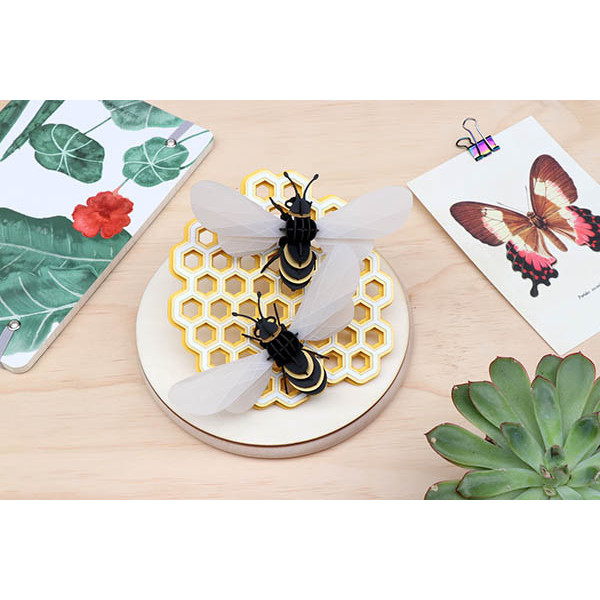Abeille 3D papier dorée par Assembli avec en...