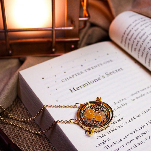 Collier Retourneur de Temps d'Hermione Granger...
